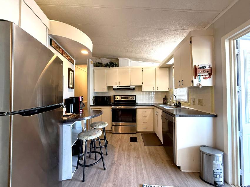 7204 Lakeshore Dr a Ellenton, FL Mobile or Manufactured Home for Sale